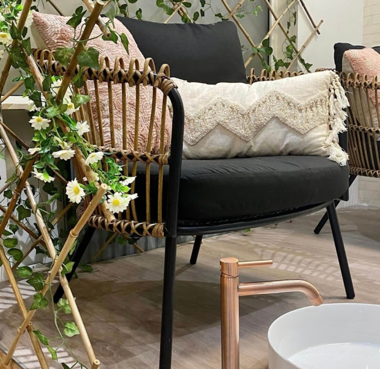 Hit Nails Luxembourg 1