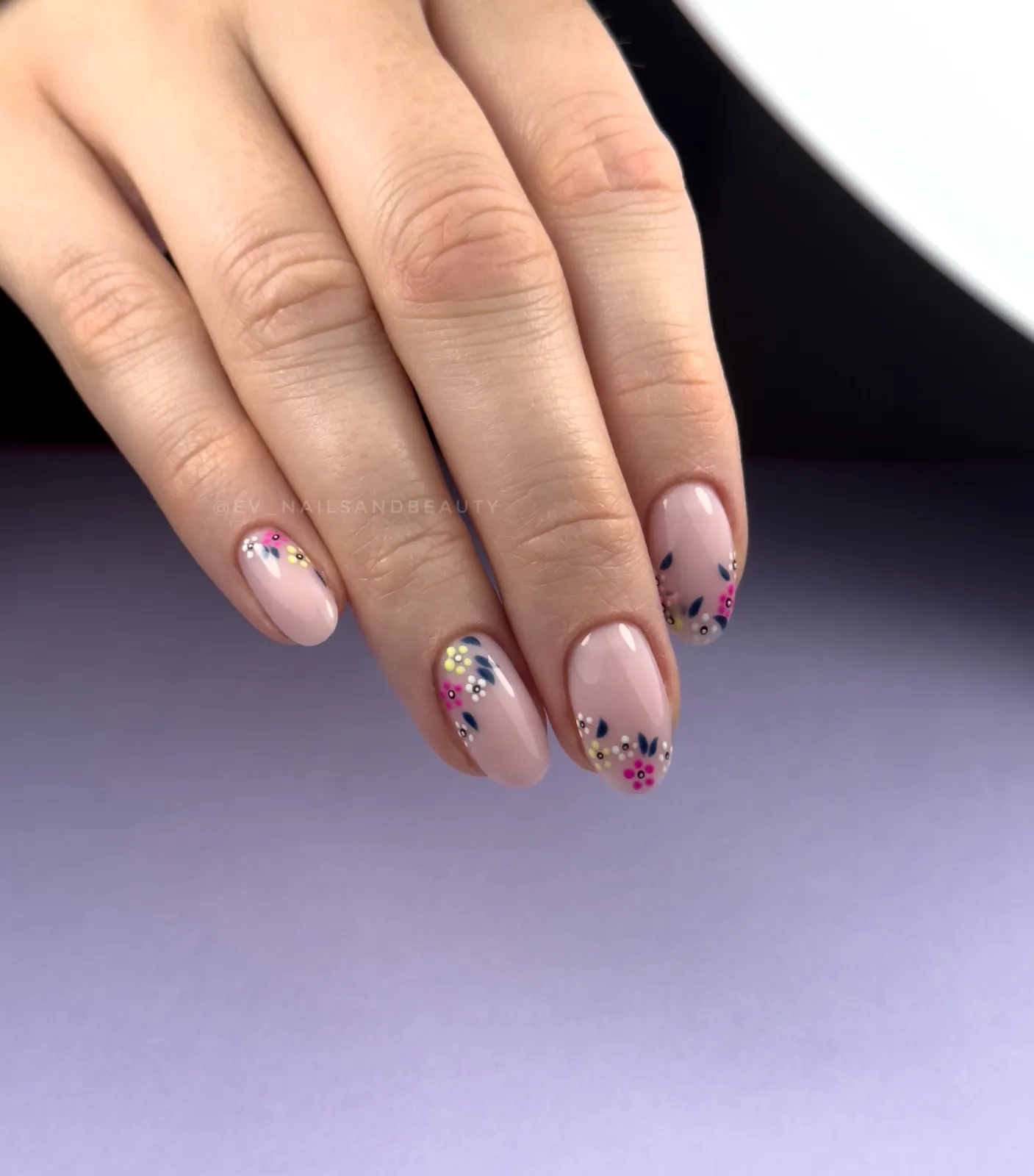 Ev Nails and Beauty gallery 6