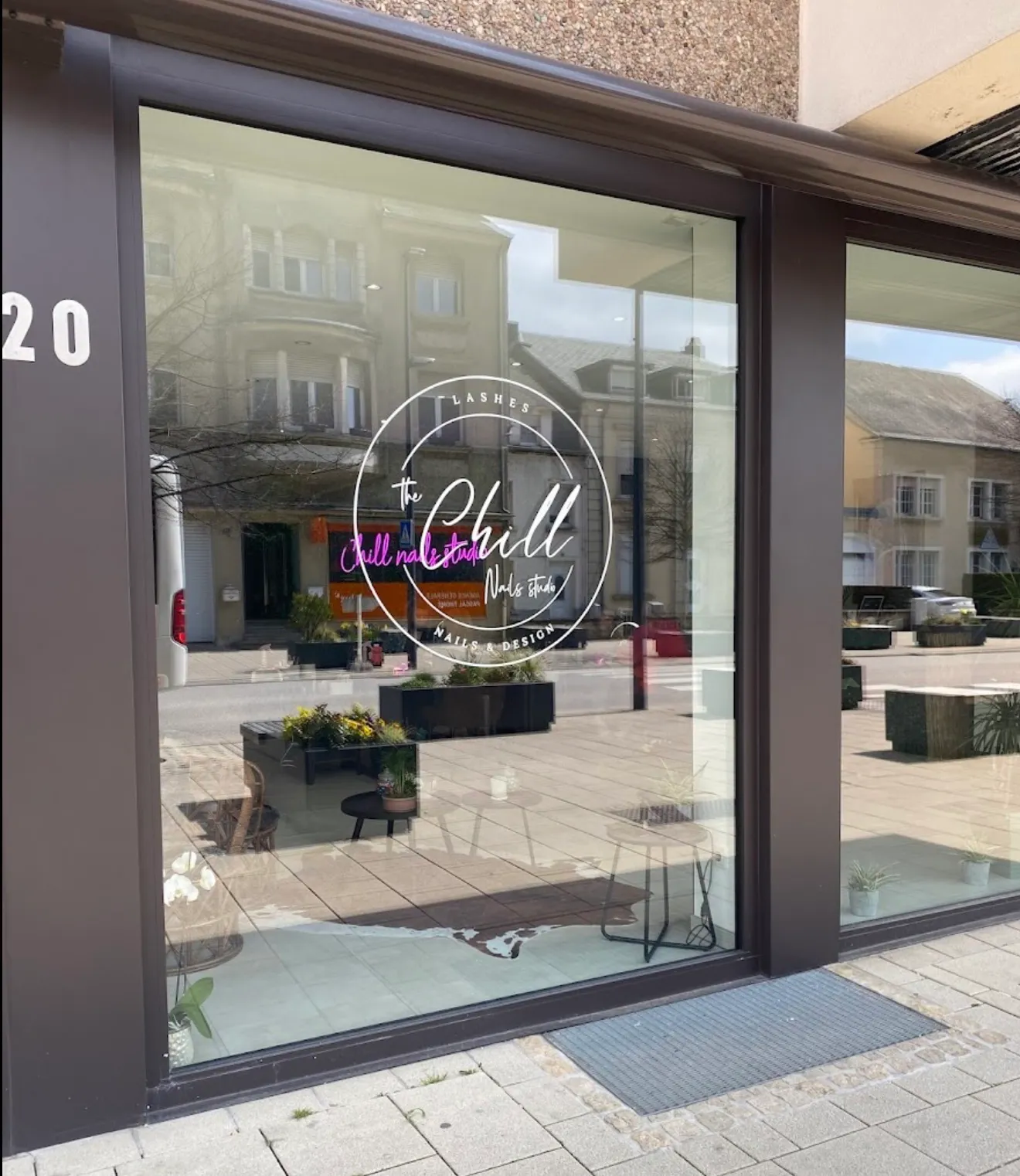 Chill Nails Studio gallery 1