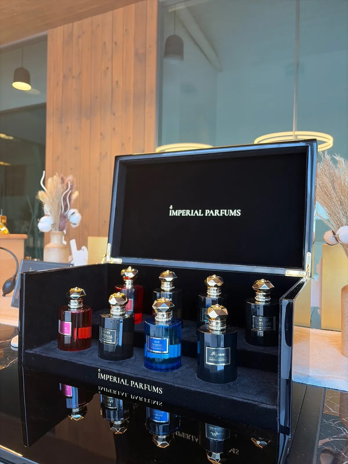 Private Scent gallery 2