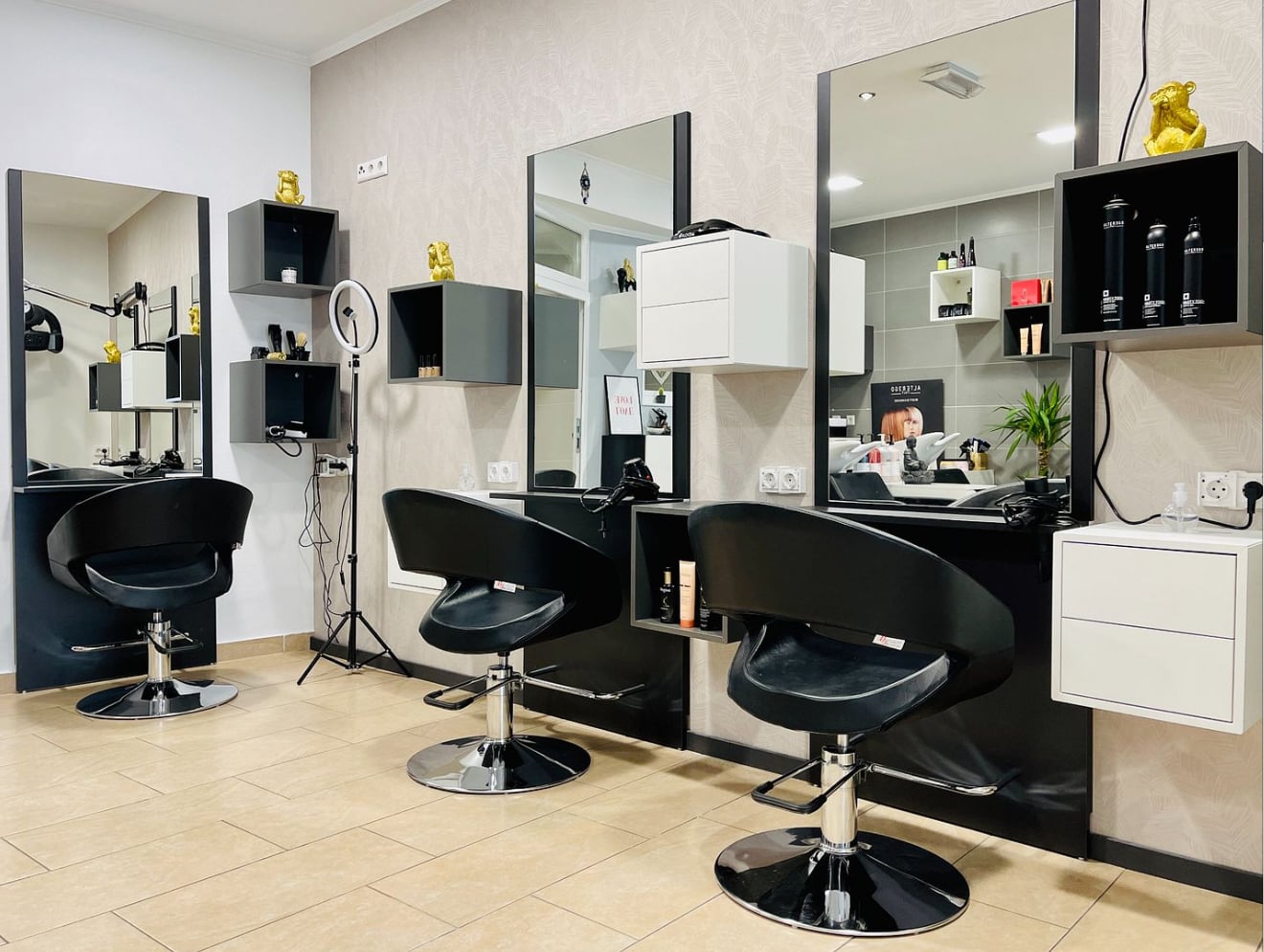 B Institut gallery 11